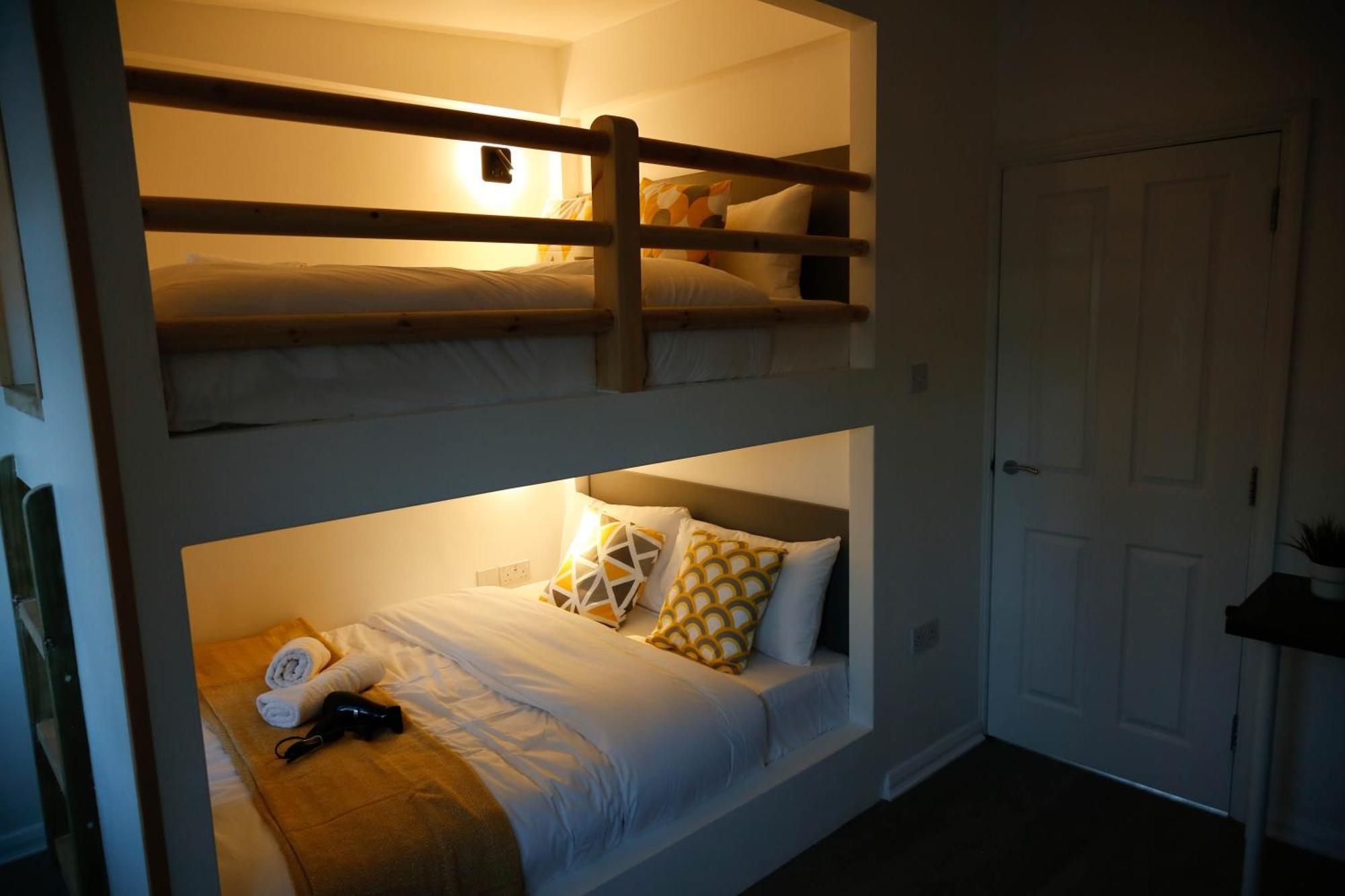 New Luxury Apartments In Central London Next To Shops, Cafes, Bars & Metro Exterior foto